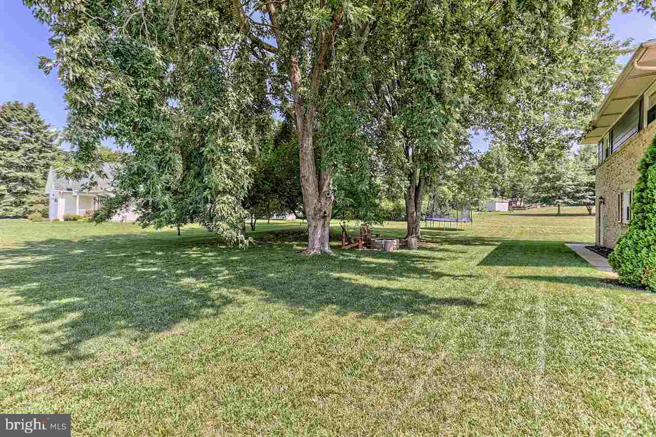 1761 Topaz Road York, PA 17408 - Photo 26 of 27 Gallery Image 26