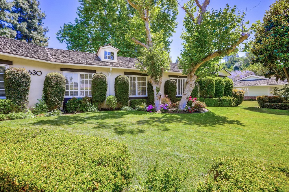 630 West Devon Place Long Beach, CA 90807 - Photo 4 of 49 a front view of house with yard and green space