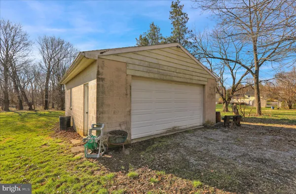 $525,000 | 2460 Honeysuckle Lane, Lancaster, PA 17603