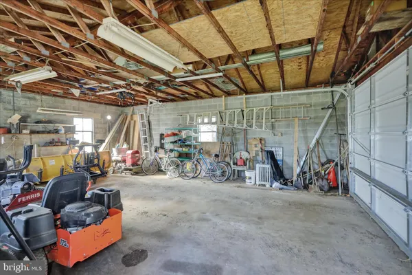 $525,000 | 2460 Honeysuckle Lane, Lancaster, PA 17603