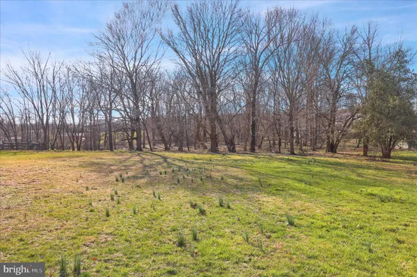 $525,000 | 2460 Honeysuckle Lane, Lancaster, PA 17603