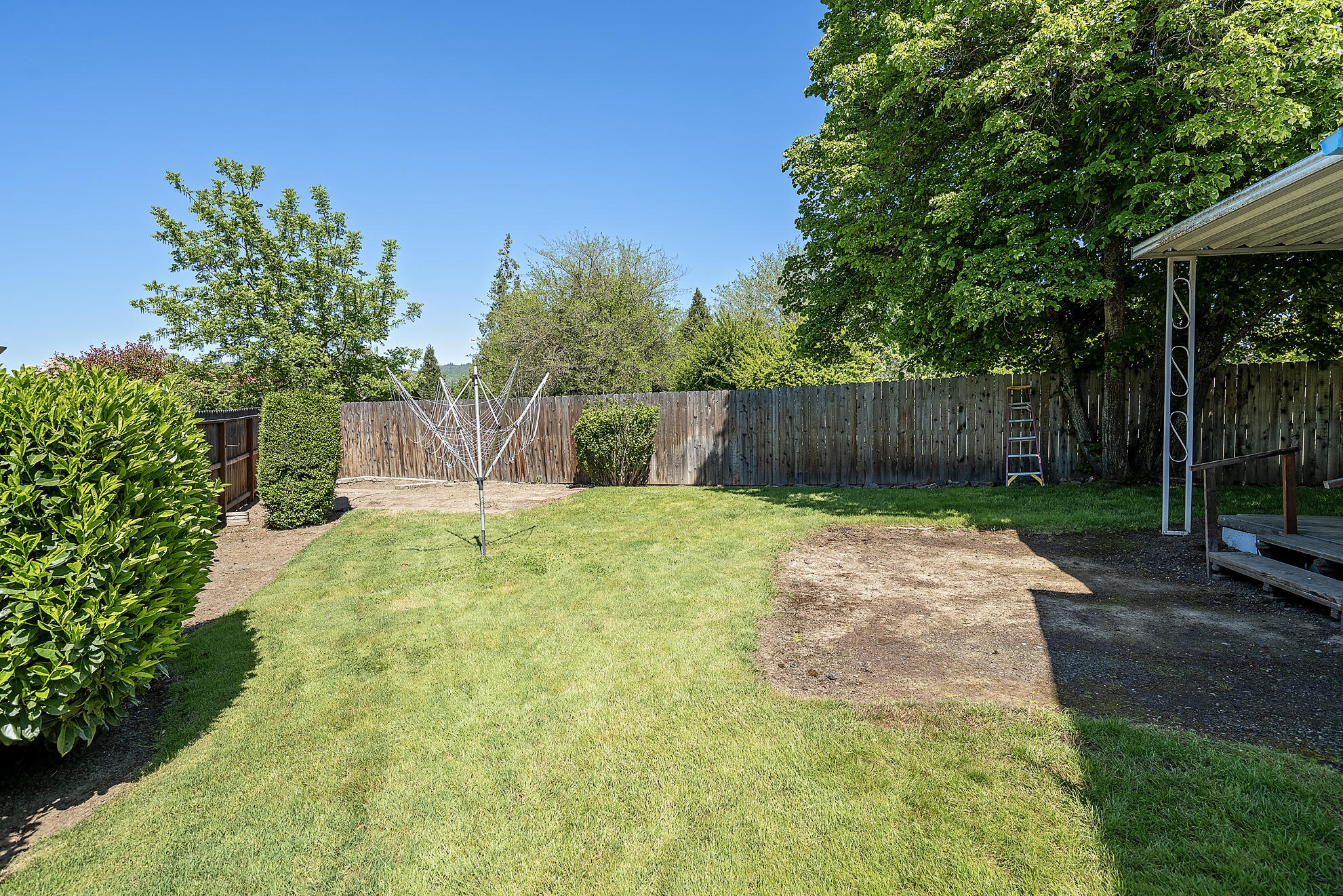 2337 Ridge Way Medford, OR 97504 - Photo 11 of 13 Ridge Way011 copy