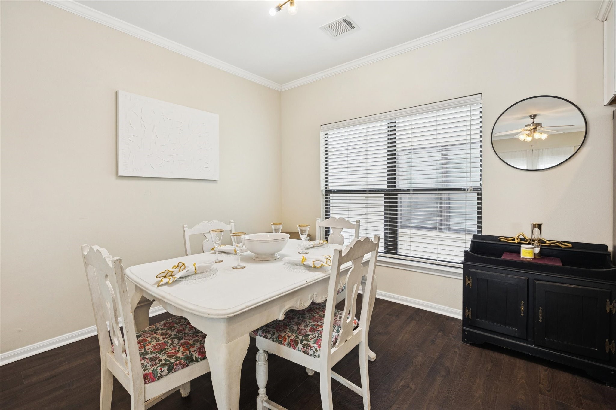 4411 Koehler Street, Unit E Houston, TX 77007 - Photo 5 of 22 Dining/Breakfast