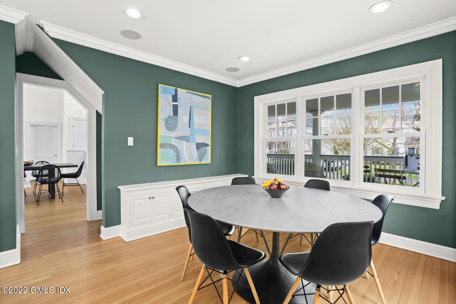 9 Grimes Road Old Greenwich, CT 06870 - Photo 14 of 49 9 Grimes Rd Old Greenwich CT-large-034-0