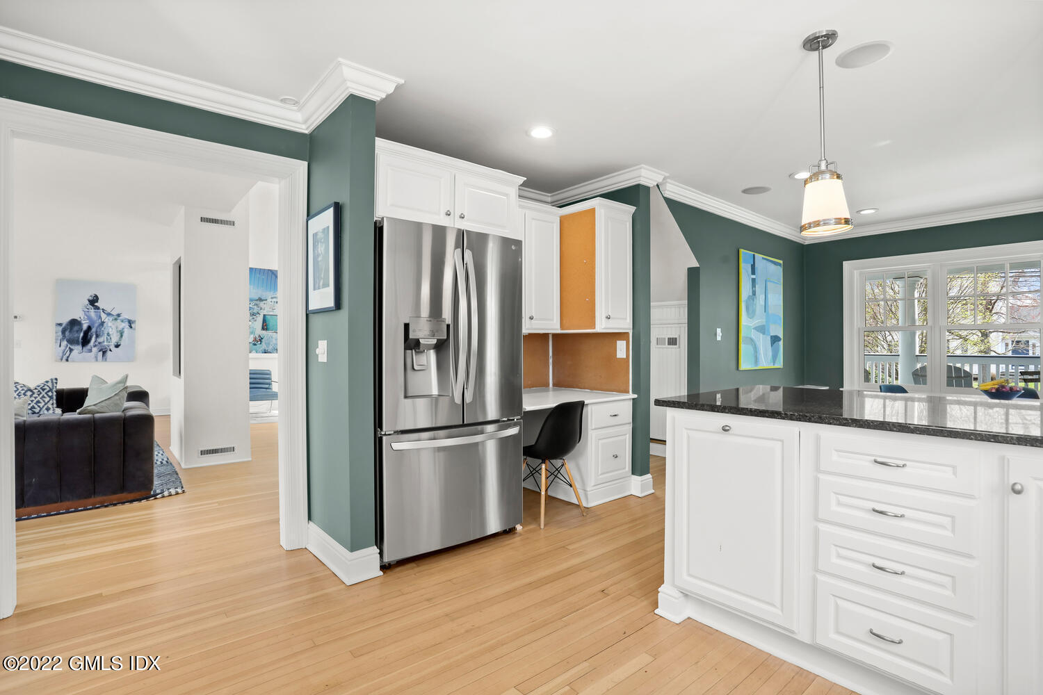 9 Grimes Road Old Greenwich, CT 06870 - Photo 17 of 49 9 Grimes Rd Old Greenwich CT-large-037-0