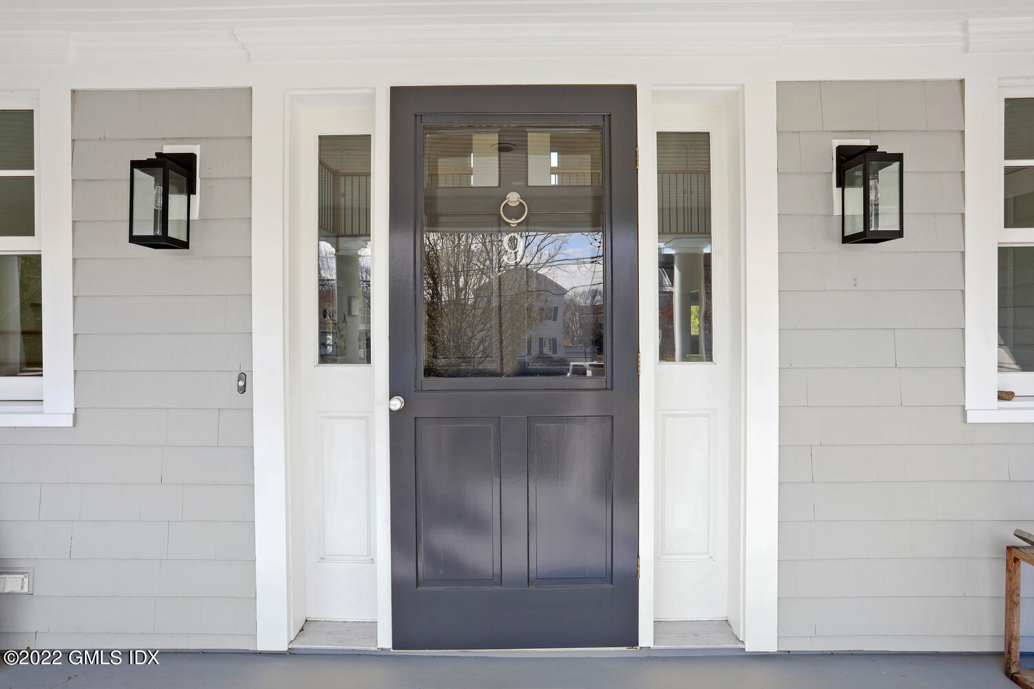 9 Grimes Road Old Greenwich, CT 06870 - Photo 3 of 49 9 Grimes Rd Old Greenwich CT-large-050-0