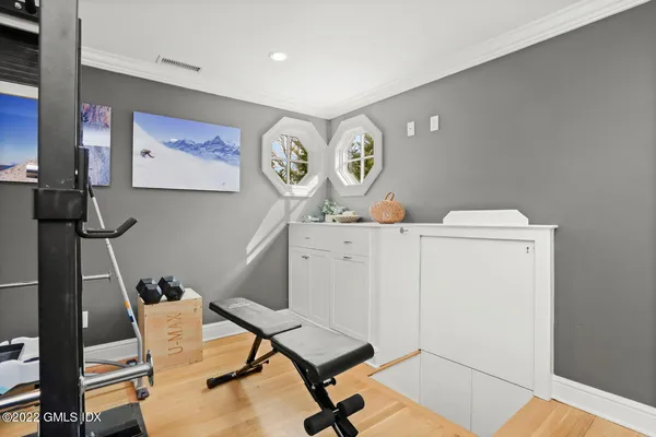 $22,500 | 9 Grimes Road, Old Greenwich, CT 06870