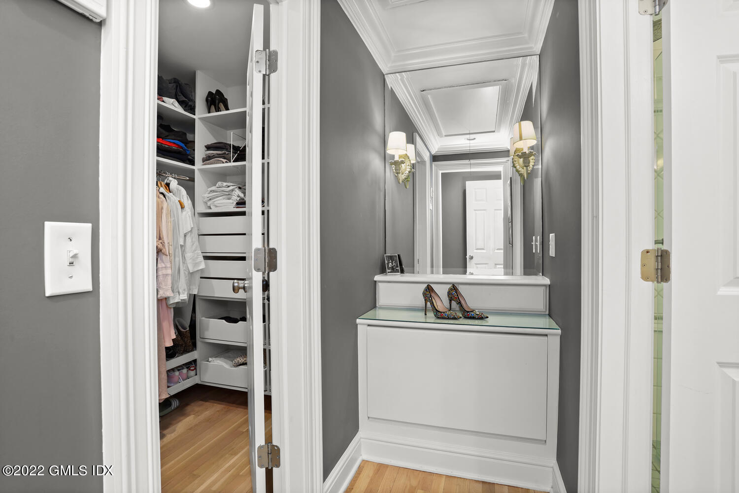 9 Grimes Road Old Greenwich, CT 06870 - Photo 35 of 49 9 Grimes Rd Old Greenwich CT-large-027-0