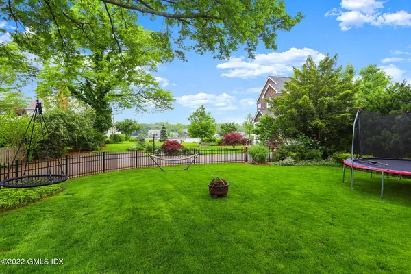 $22,500 | 9 Grimes Road, Old Greenwich, CT 06870