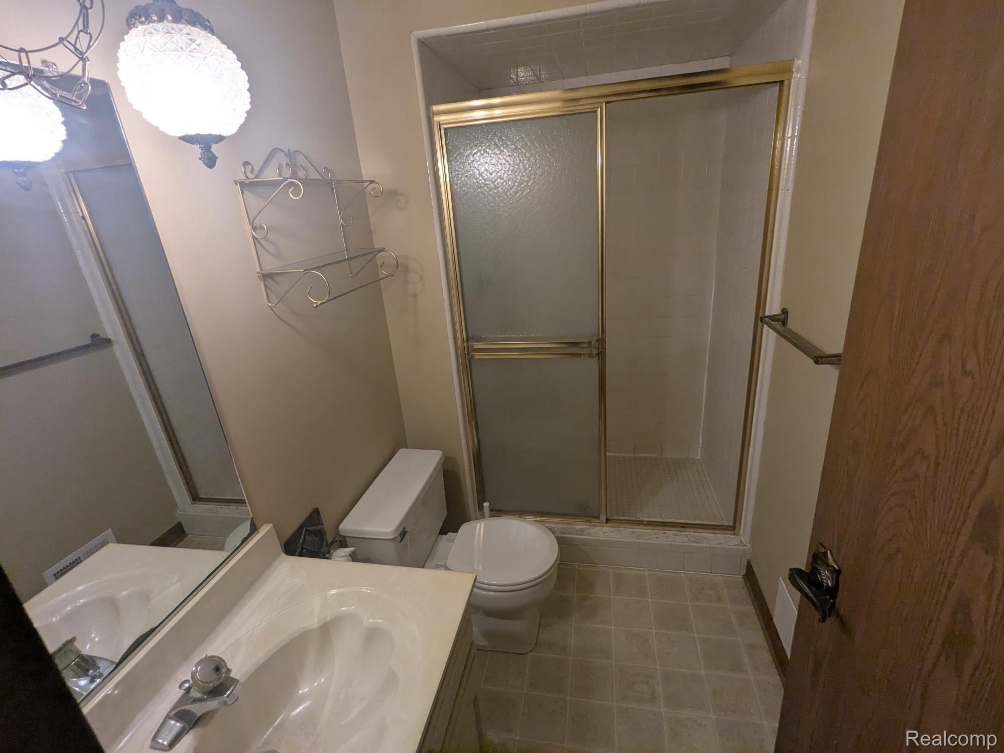 3211 Mccluskey Pinckney, MI 48169 - Photo 11 of 23