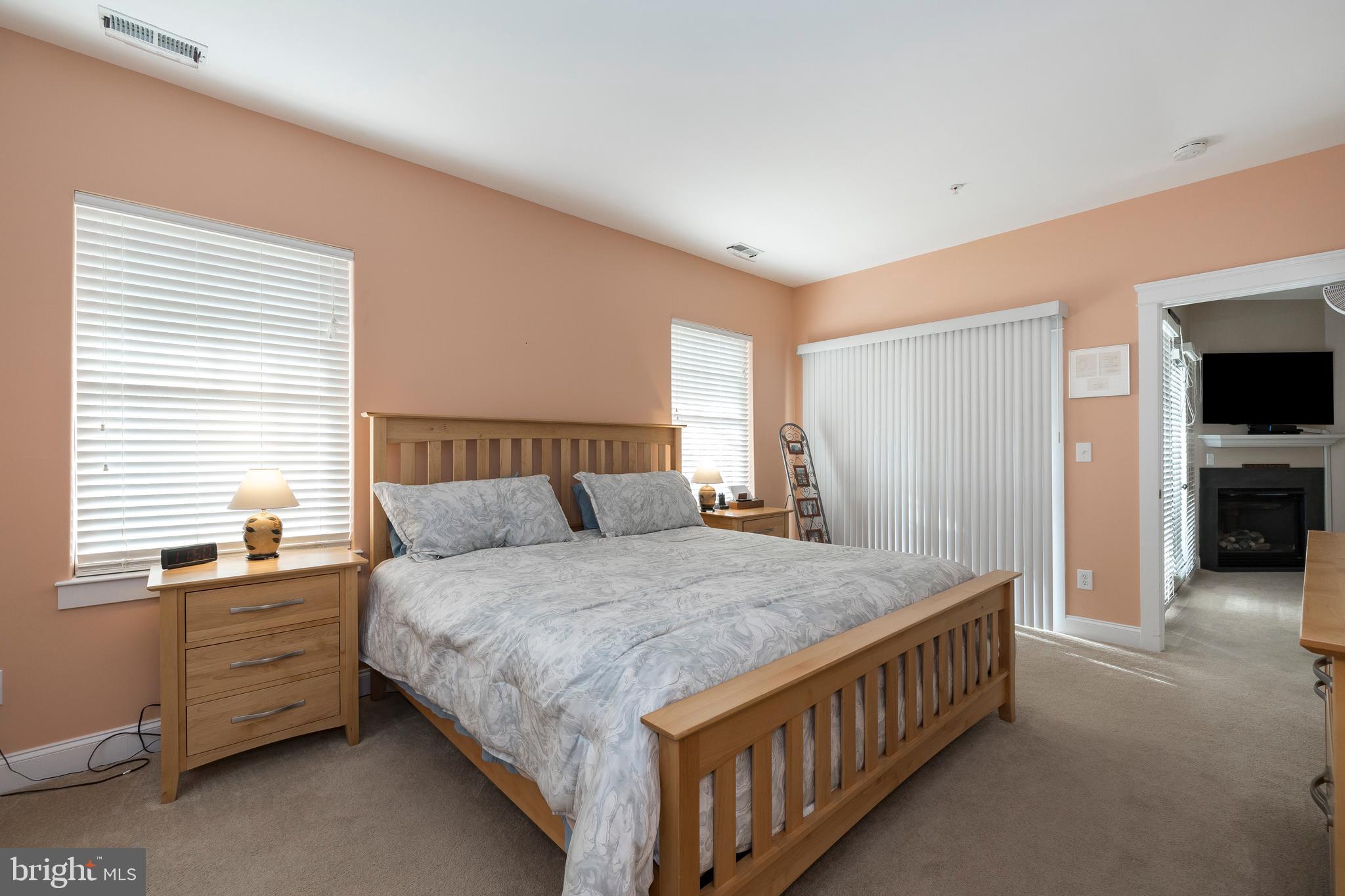 162 Bucktown Xing Road, Unit 41B Pottstown, PA 19465 - Photo 11 of 29 Main bedroom with huge walk-in closet