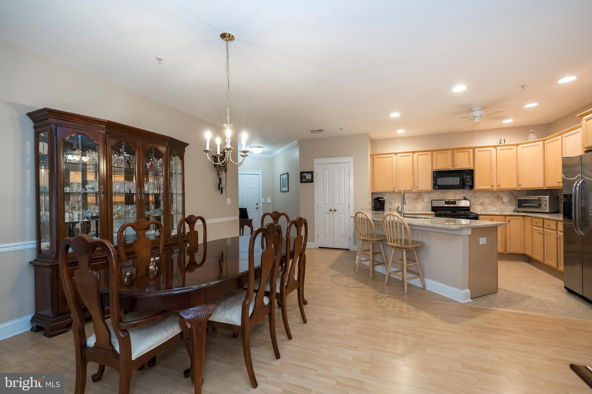 162 Bucktown Xing Road, Unit 41B Pottstown, PA 19465 - Photo 8 of 29 Spacious dining area