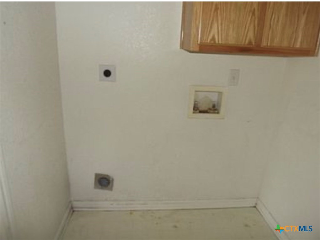 3803 Ys Pak Court, Unit C Killeen, TX 76542 - Photo 18 of 20 close up of a white marble wall