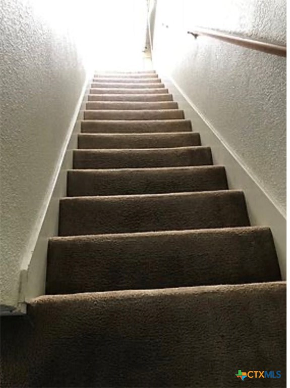 3803 Ys Pak Court, Unit C Killeen, TX 76542 - Photo 4 of 20 a view of entryway