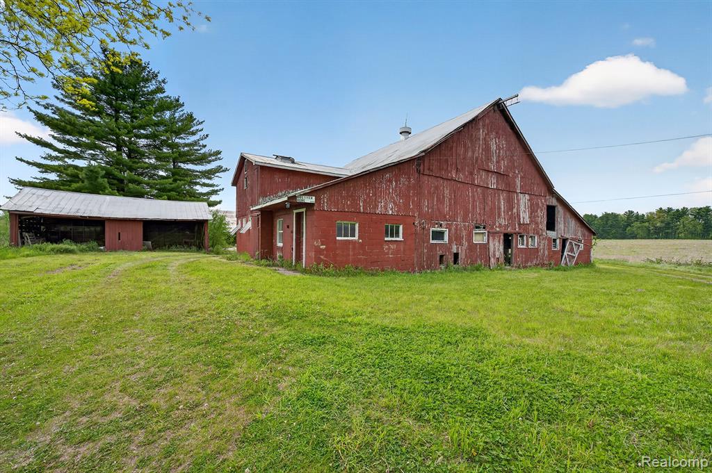 8103 East Baldwin Road Goodrich, MI 48438 - Photo 4 of 25