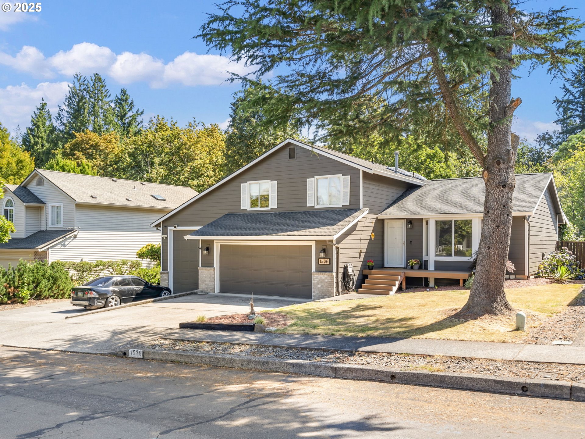 1536 Southeast Condor Avenue Gresham, OR 97080 - Photo 2 of 48