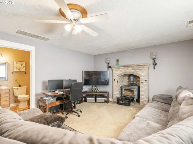 $550,000 | 1536 Southeast Condor Avenue, Gresham, OR 97080