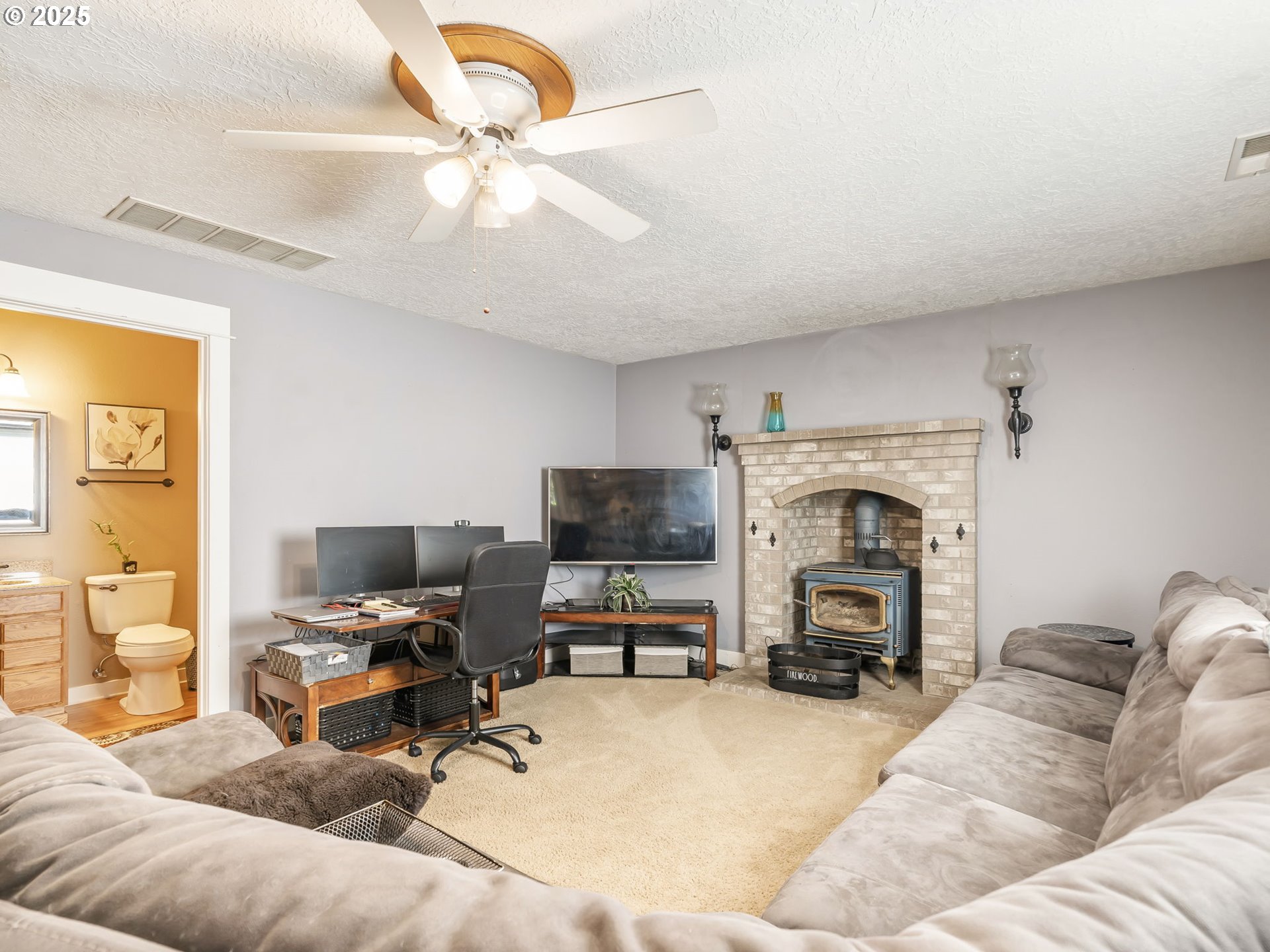 1536 Southeast Condor Avenue Gresham, OR 97080 - Photo 21 of 48