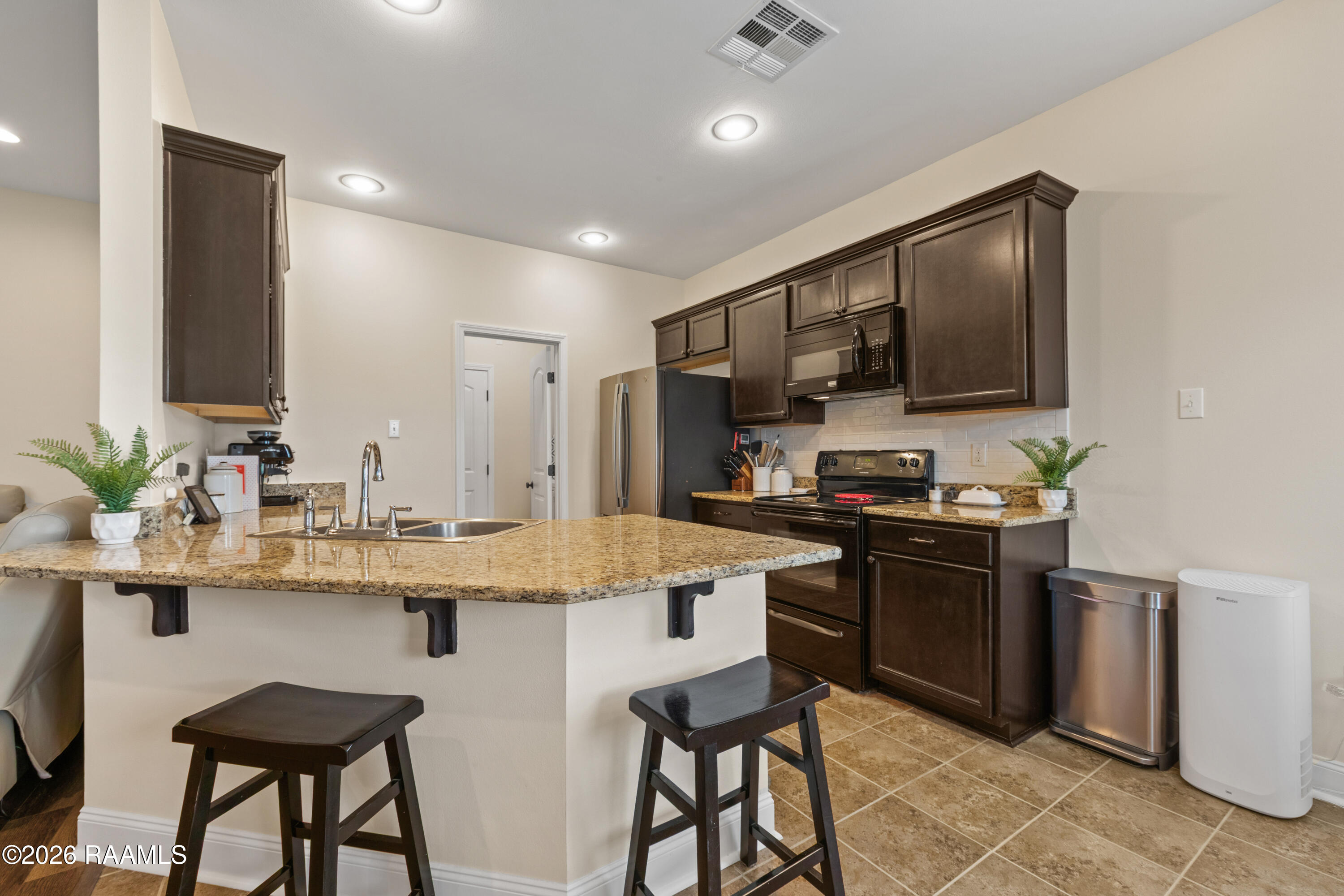 9396 Garrett Road Maurice, LA 70555 - Photo 5 of 26 9396Garrett-26