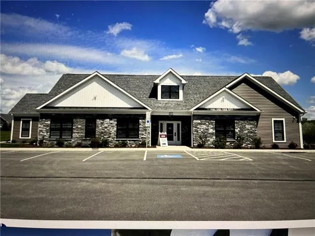 $519,900 | 1124 Autumn Wds Drive, Evans City, PA 16033