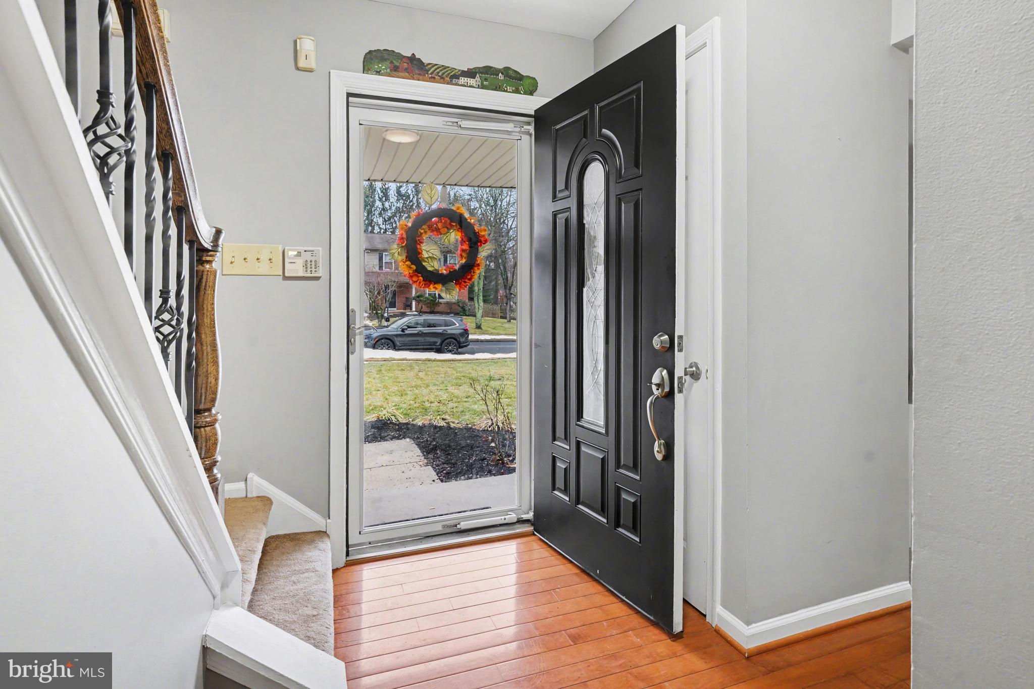 219 Twining Road Lansdale, PA 19446 - Photo 4 of 39