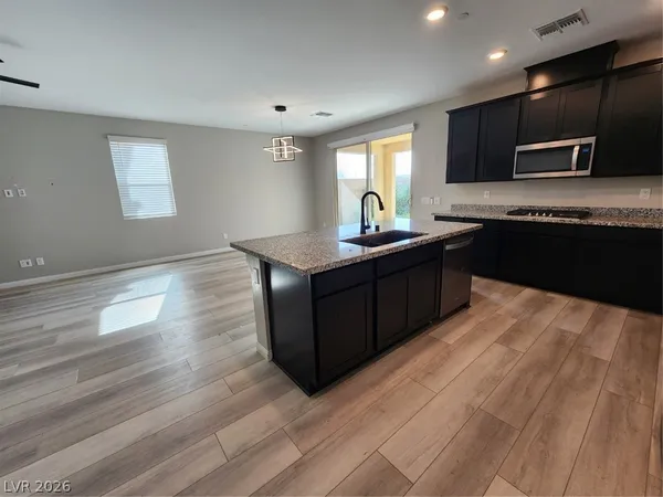 $3,805 | 12511 Island Bells Avenue, Las Vegas, NV 89138