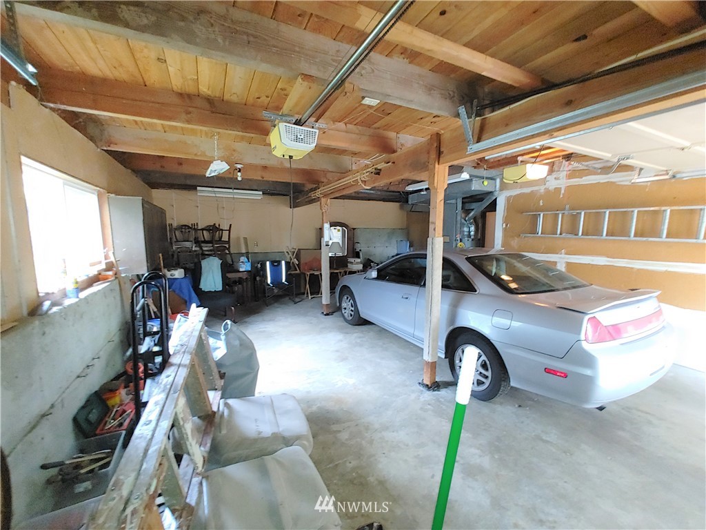 6608 Southeast 5th Place Renton, WA 98059 - Photo 18 of 20 Gallery Image 18