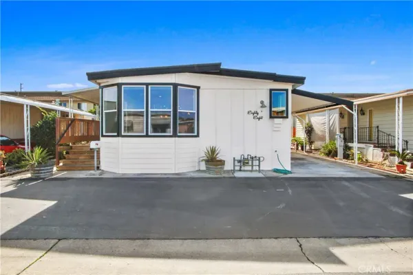 $295,000 | 1845 Monrovia Avenue, Unit 88, Costa Mesa, CA 92627