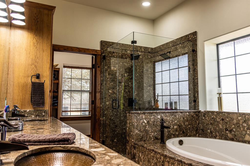 1950 Hamilton Road Graham, TX 76450 - Photo 7 of 38