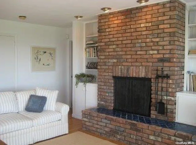 $2,799,000 | 5 Bayberry Lane, Remsenburg, NY 11960