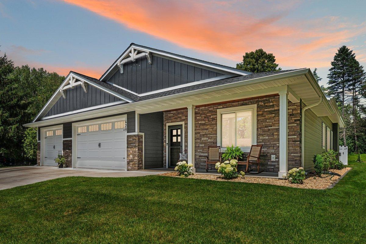 429 River Hills Road River Falls, WI 54022 - Photo 1 of 1 Gallery Image 1