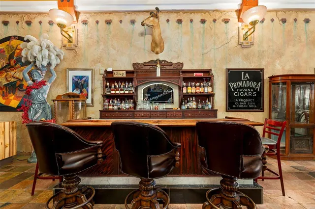 $950,000 | 1112 Olive Street, St. Louis, MO 63101