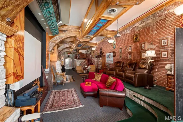 $950,000 | 1112 Olive Street, St. Louis, MO 63101