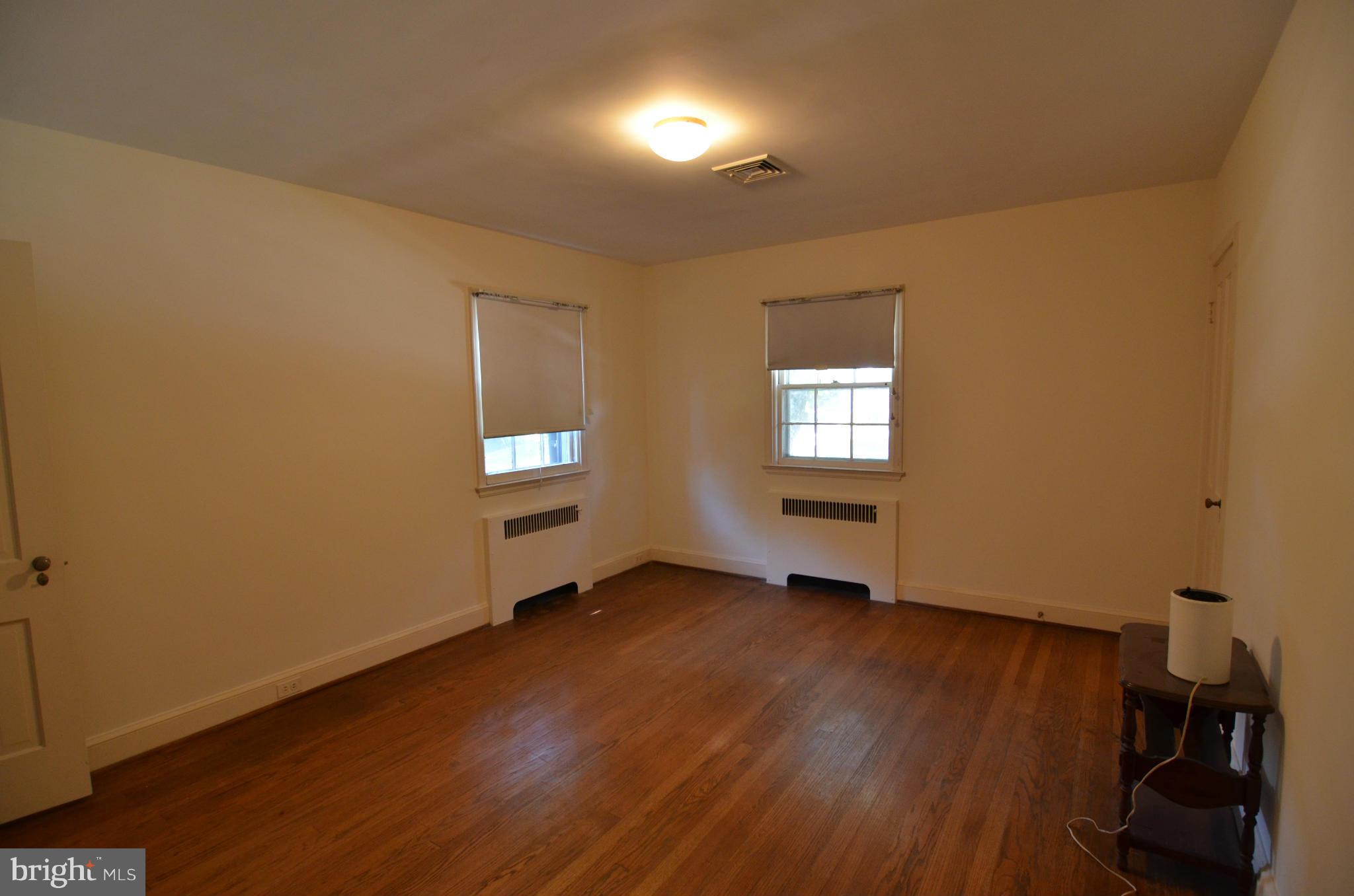 5805 Kenmore Road Baltimore, MD 21210 - Photo 14 of 25 Bedroom 2