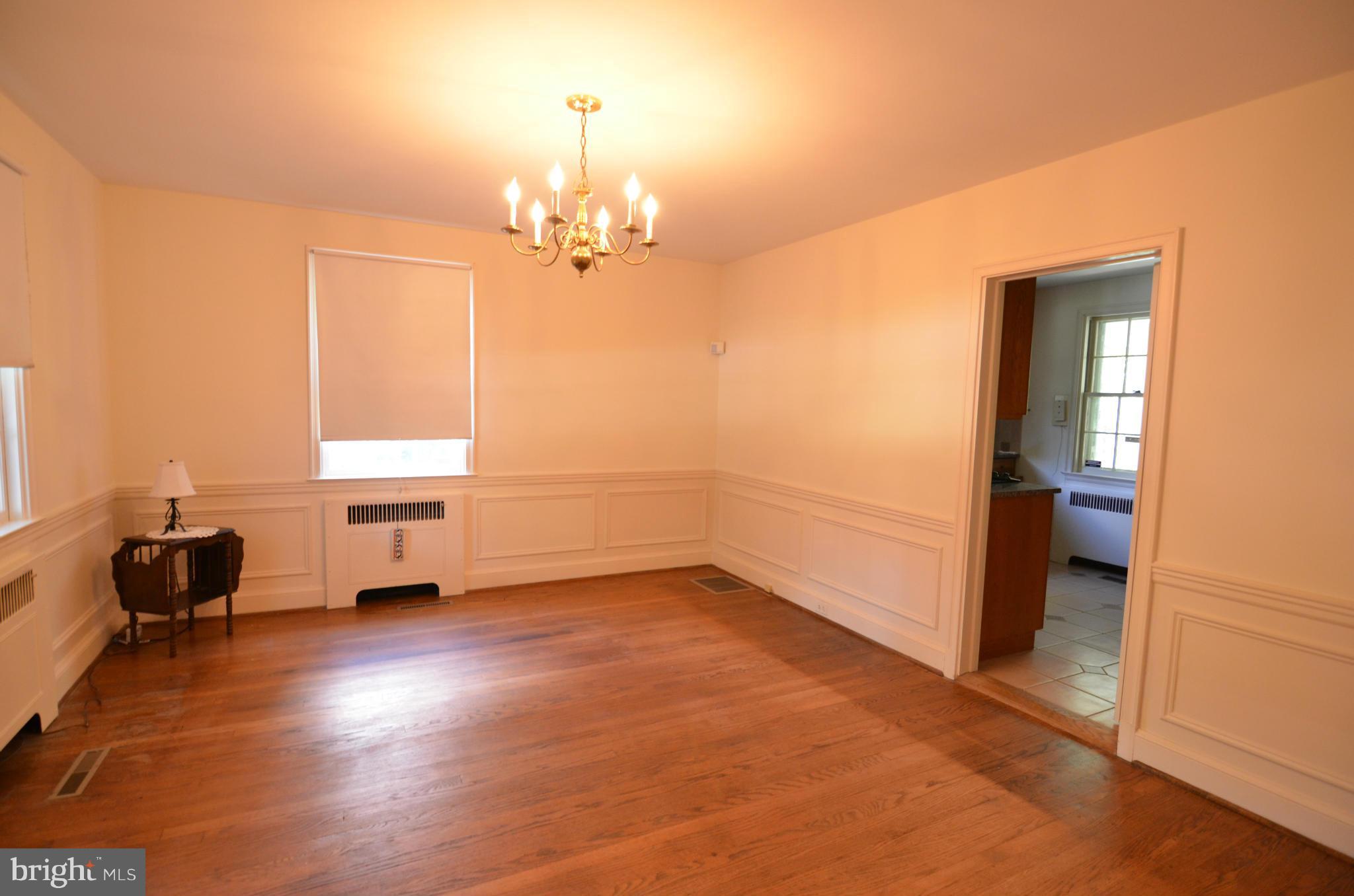 5805 Kenmore Road Baltimore, MD 21210 - Photo 6 of 25 Dining Room