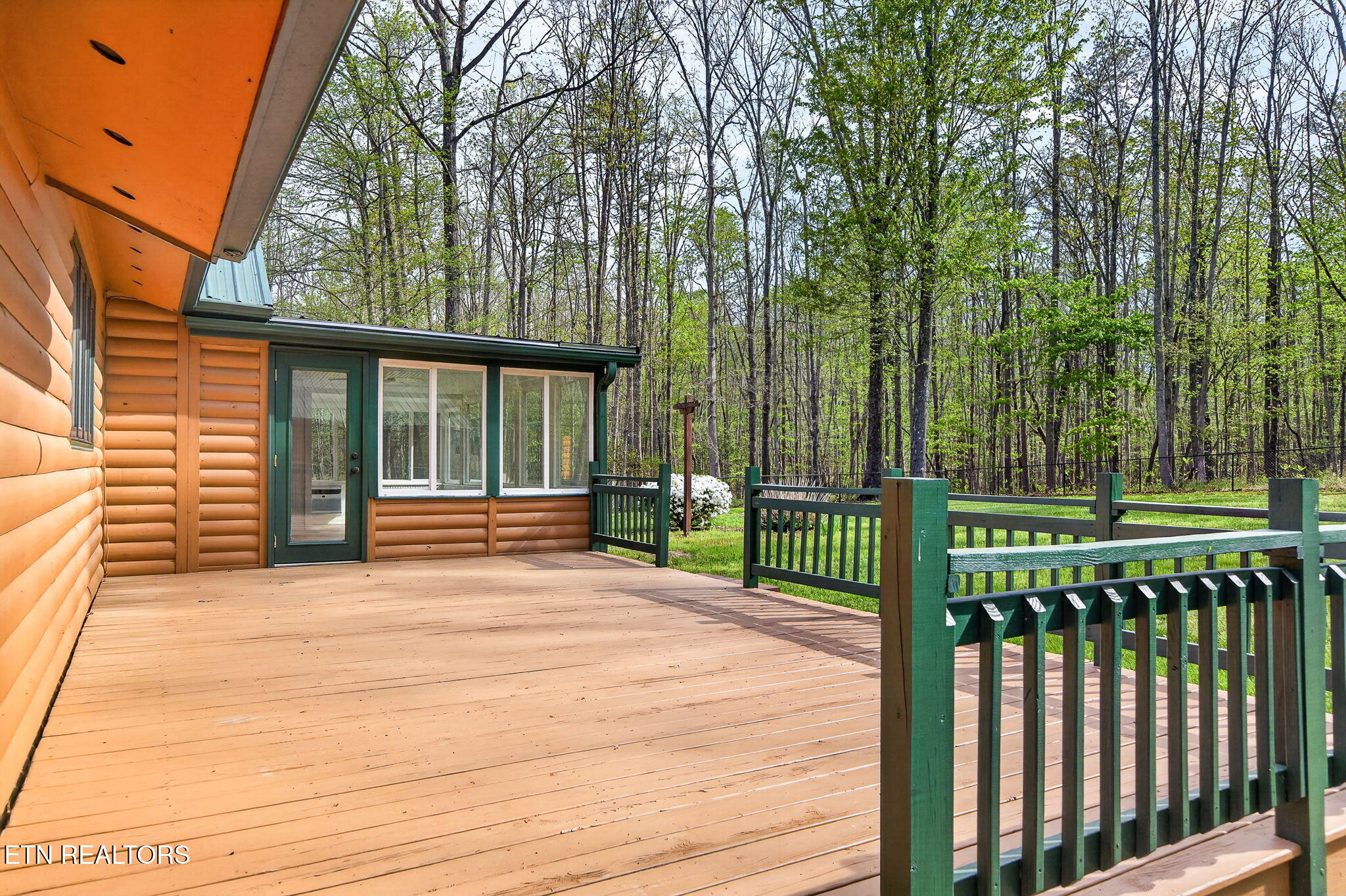 1535 East Overlook Road Monterey, TN 38574 - Photo 12 of 42 15-web-or-mls-1535 E Overlook Rd_087_TNP