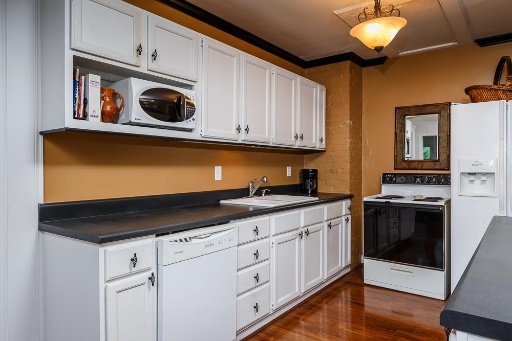 403 Pershing Road Raleigh, NC 27608 - Photo 11 of 20 Photo 11