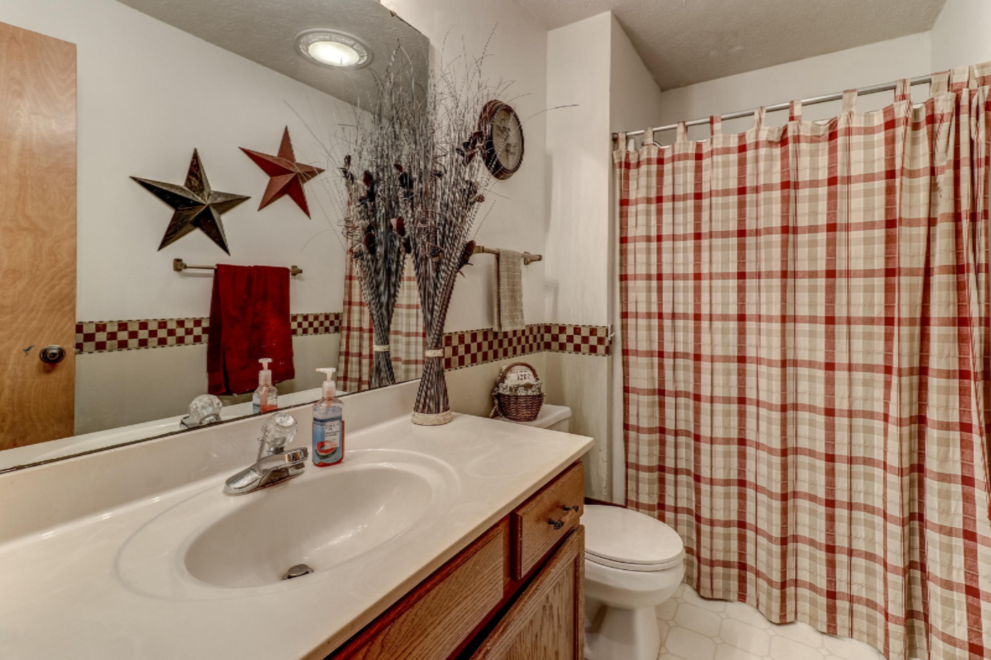 15726 Riverside Drive Spring Lake, MI 49456 - Photo 28 of 52 15726 Riverside Dr, Spring Lake Blended-
