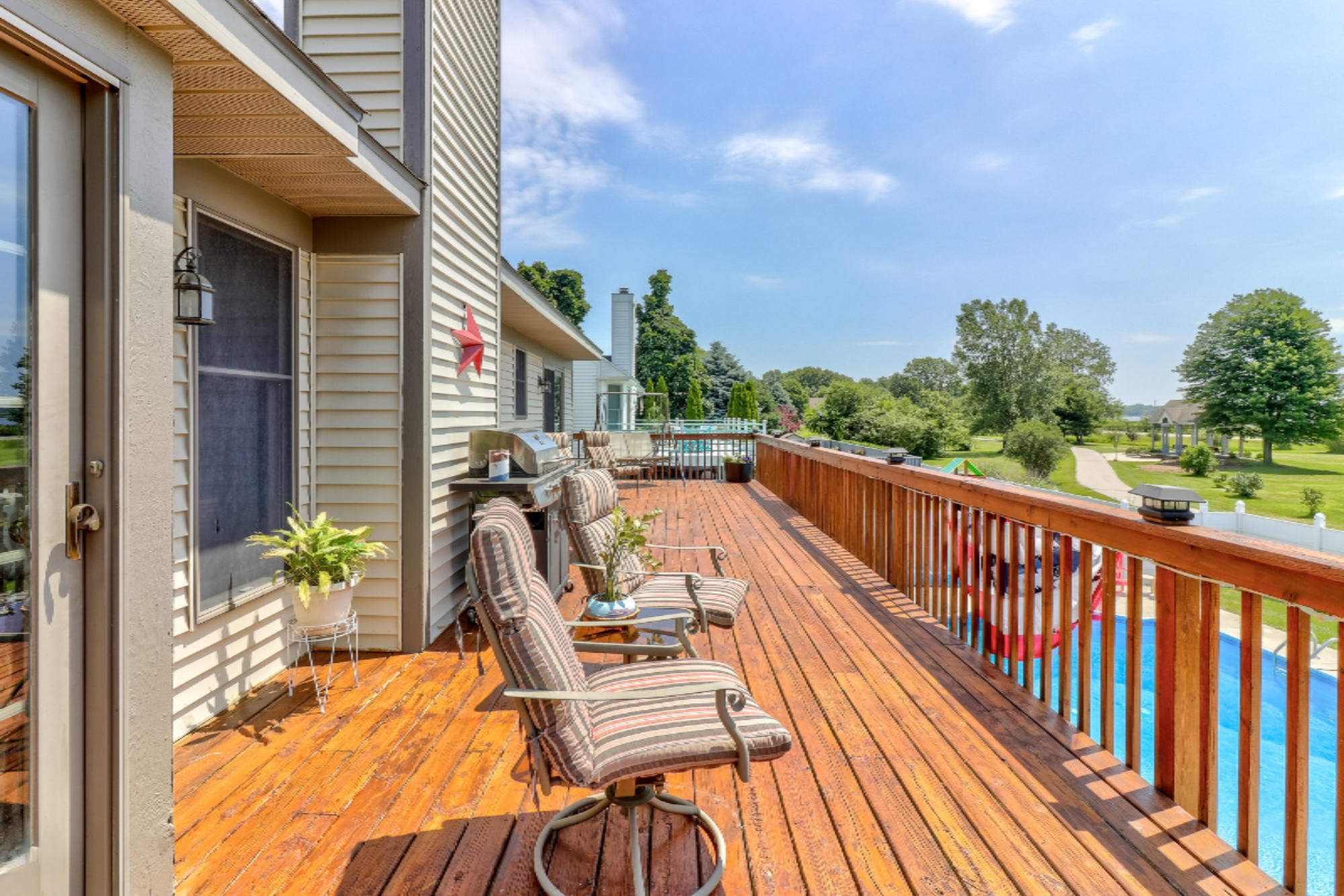 15726 Riverside Drive Spring Lake, MI 49456 - Photo 50 of 52 15726 Riverside Dr, Spring Lake Blended-