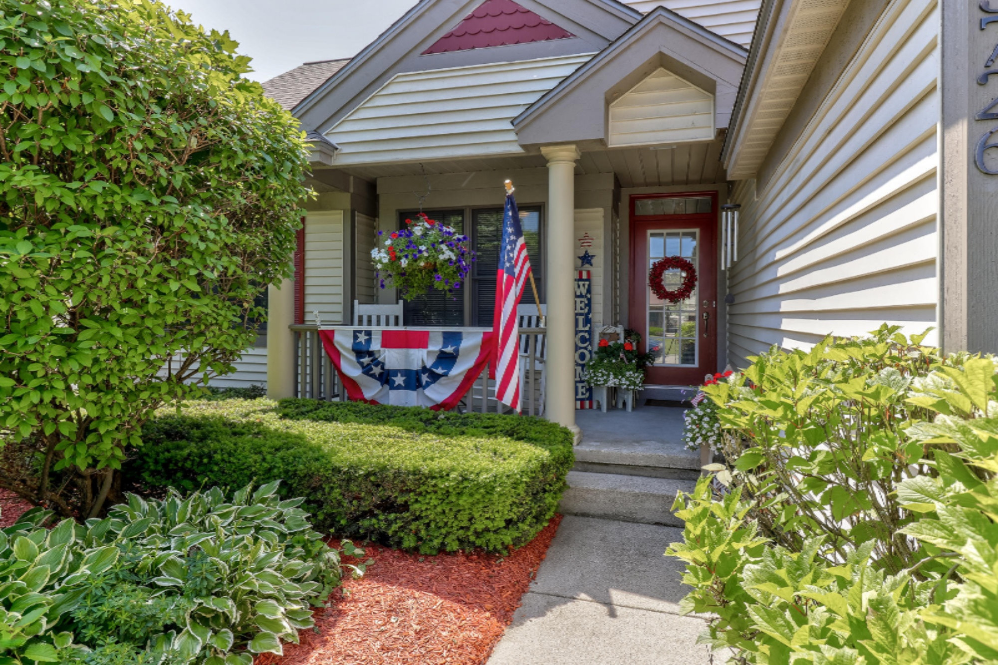 15726 Riverside Drive Spring Lake, MI 49456 - Photo 52 of 52 15726 Riverside Dr, Spring Lake Blended-