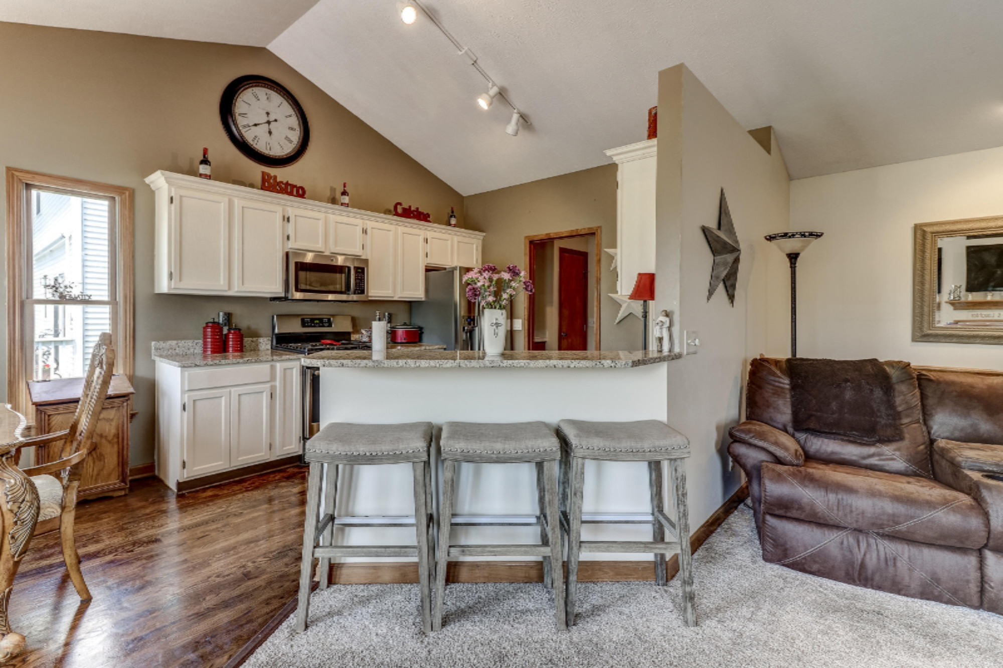 15726 Riverside Drive Spring Lake, MI 49456 - Photo 6 of 52 15726 Riverside Dr, Spring Lake Blended-