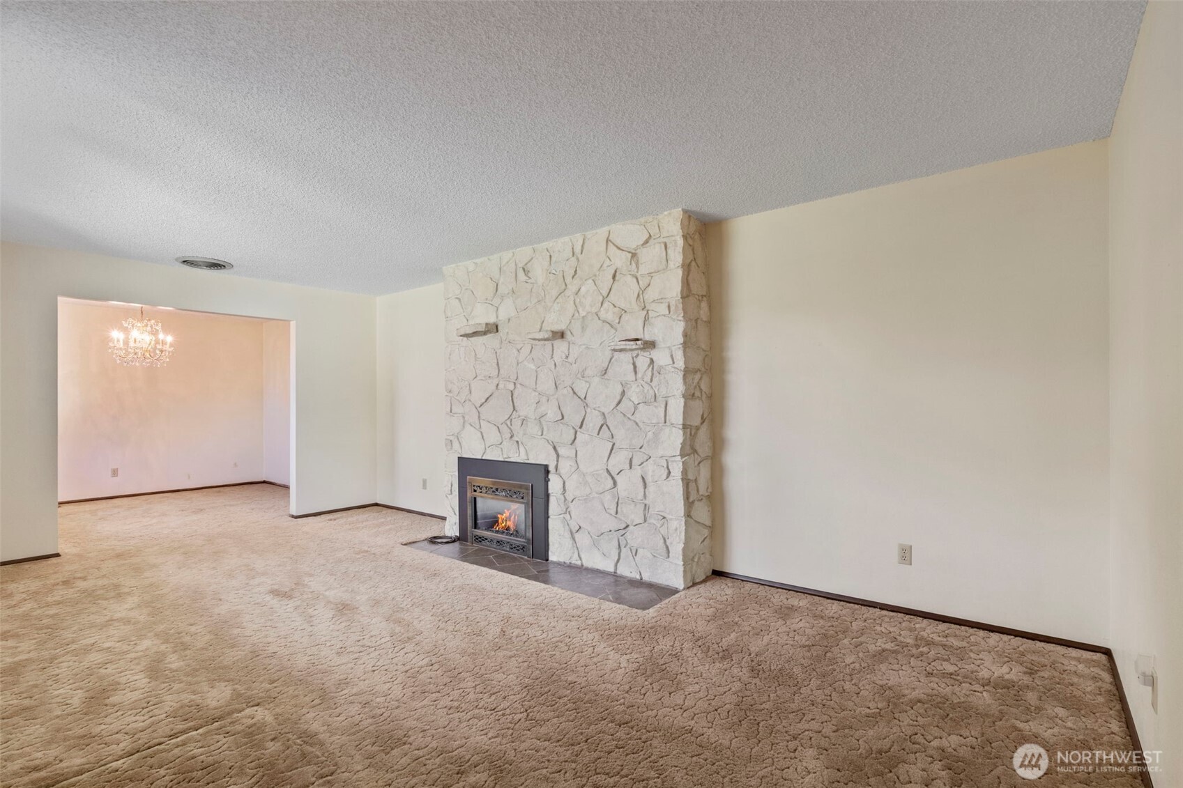 3412 Russell Road Centralia, WA 98531 - Photo 6 of 40