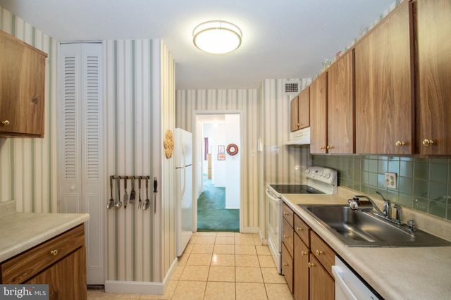 $162,500 | 1 East University Parkway, Unit 1305, Baltimore, MD 21218