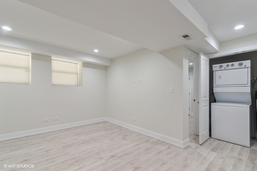 1914 West Crystal Street, Unit GF Chicago, IL 60622 - Photo 2 of 11