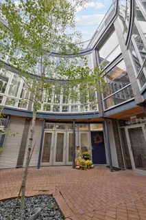 $600,000 | 1915 North Damen Avenue, Unit A, Chicago, IL 60647