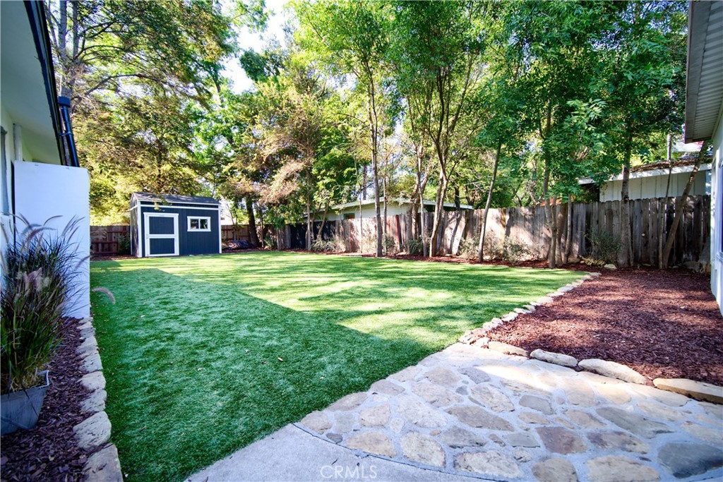301 Park Road Ojai, CA 93023 - Photo 17 of 26 a view of house with backyard