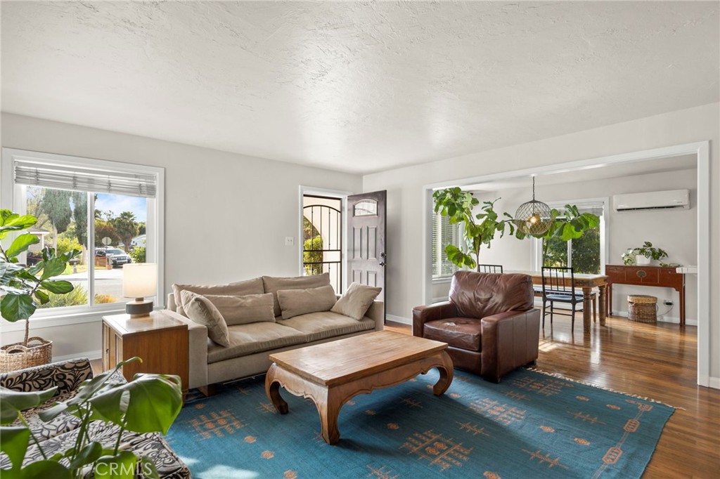 301 Park Road Ojai, CA 93023 - Photo 5 of 26 a living room with furniture and a table