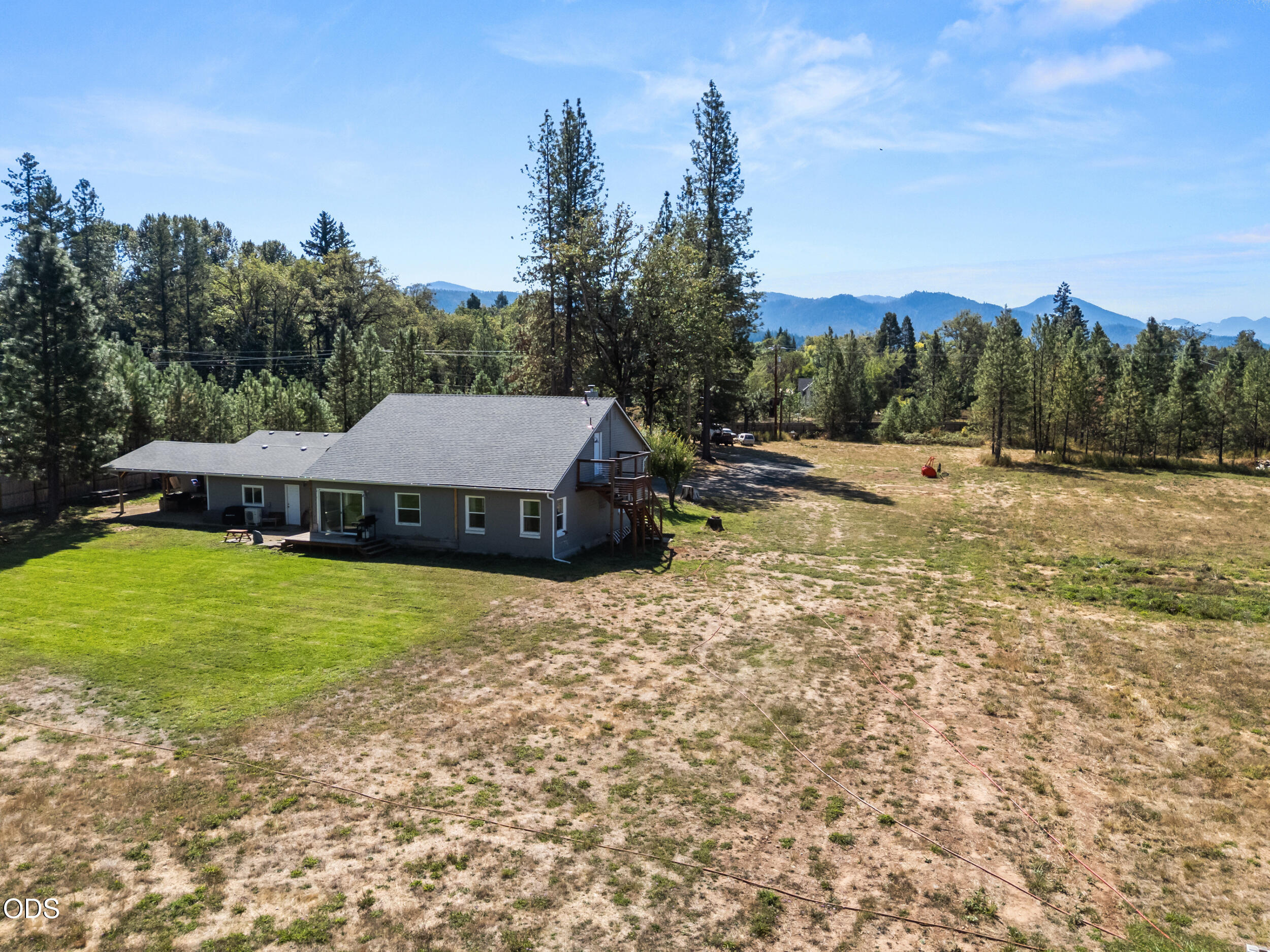 710 Garner Road Cave Junction, OR 97523 - Photo 42 of 54 Gallery Image 42
