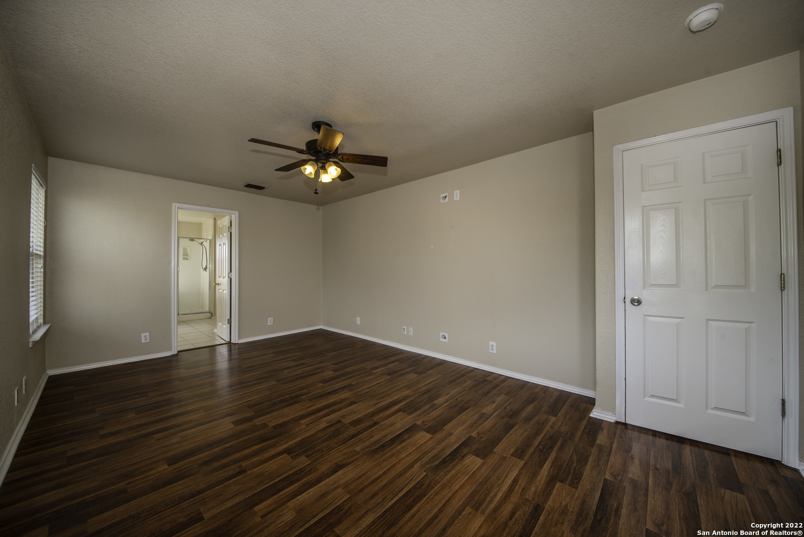 518 Reba Converse, TX 78109 - Photo 12 of 35