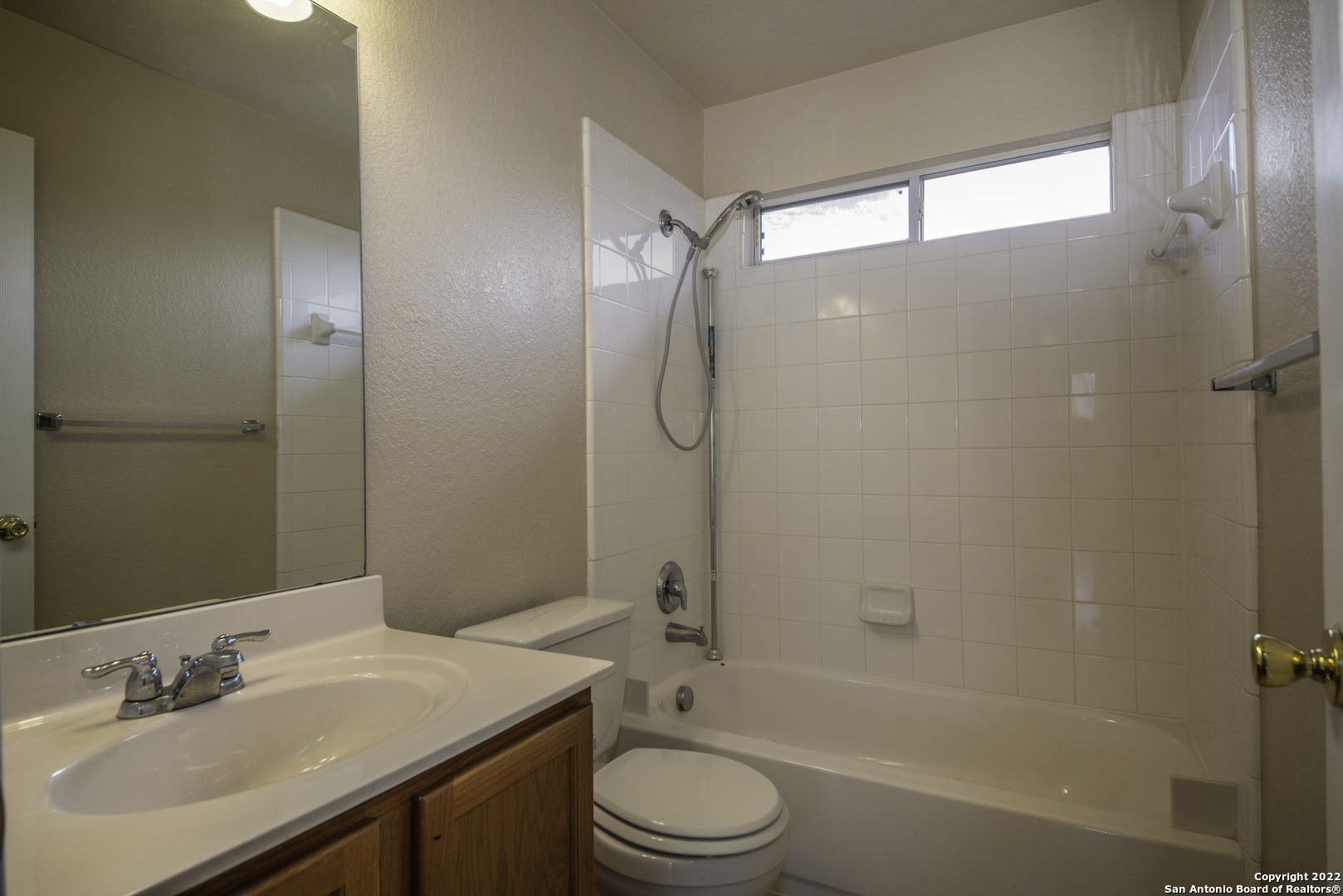 518 Reba Converse, TX 78109 - Photo 18 of 35